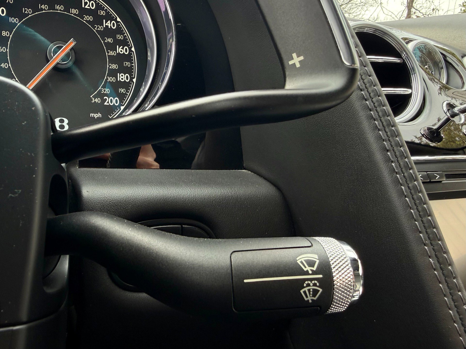 Used 2017 Bentley Continental GT image 39