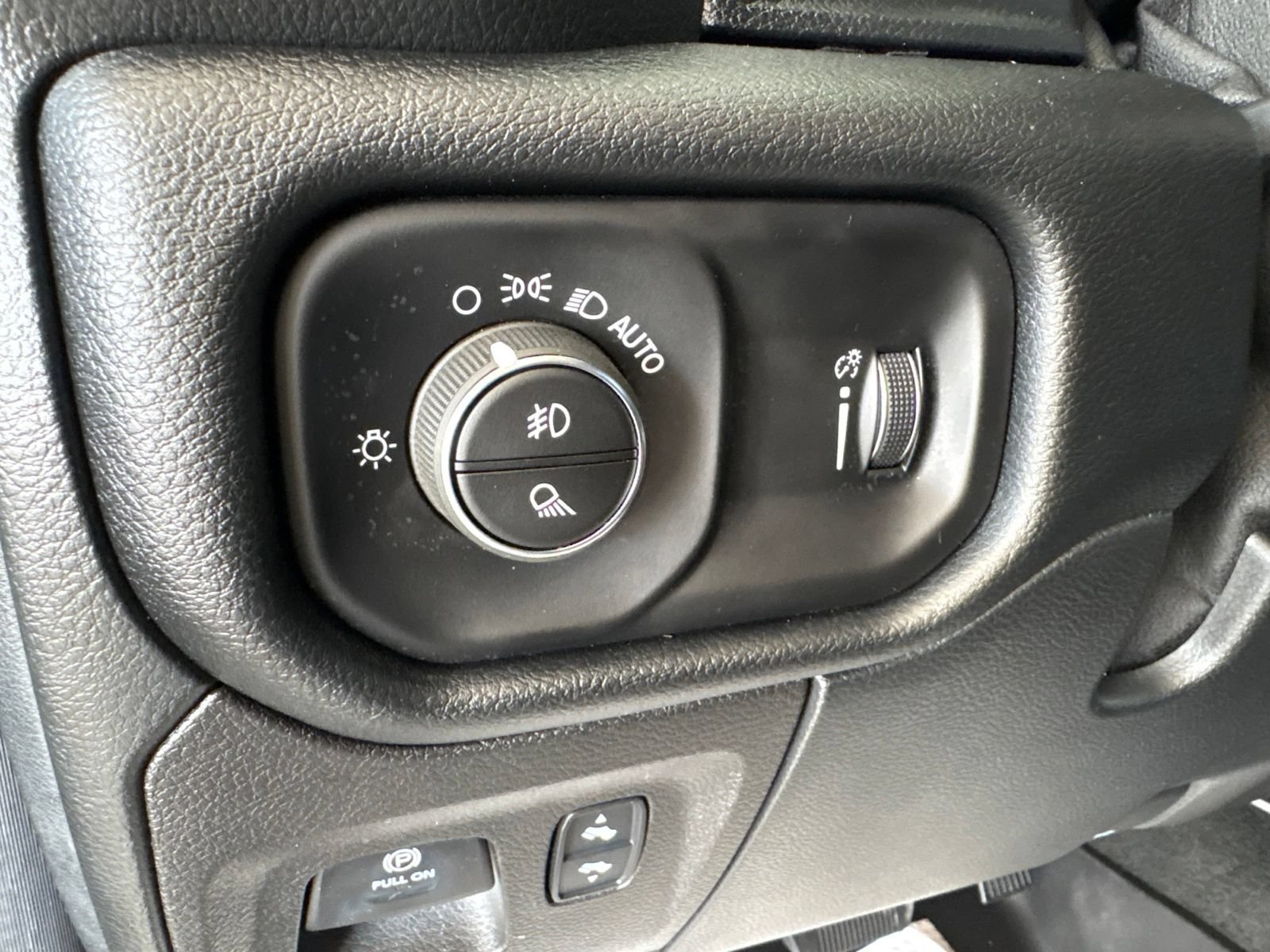 Used 2022 RAM 1500 Lone Star RWD image 12