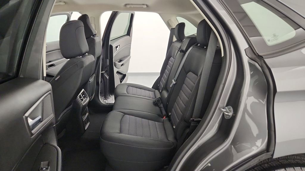 Used 2023 Ford Edge SE AWD/4WD image 27