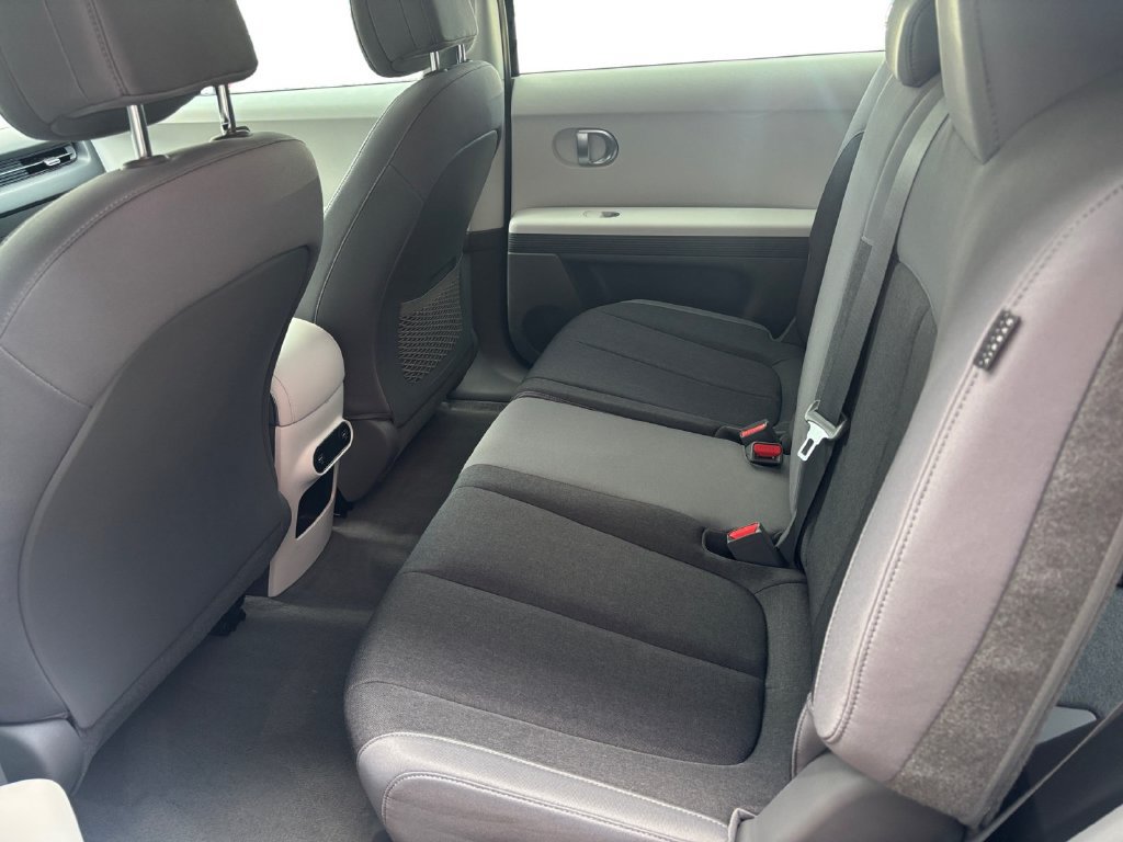 Used 2024 Hyundai Ioniq 5 SEL RWD image 14