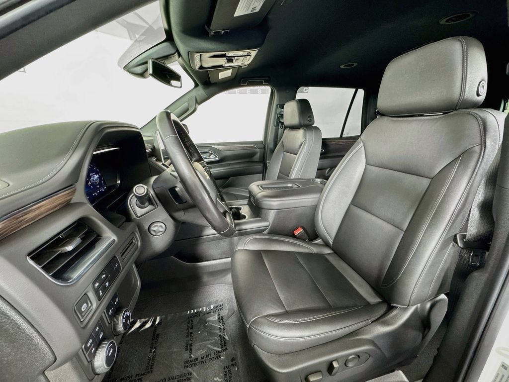 Used 2022 Chevrolet Tahoe LT w/ Luxury Package AWD/4WD image 22
