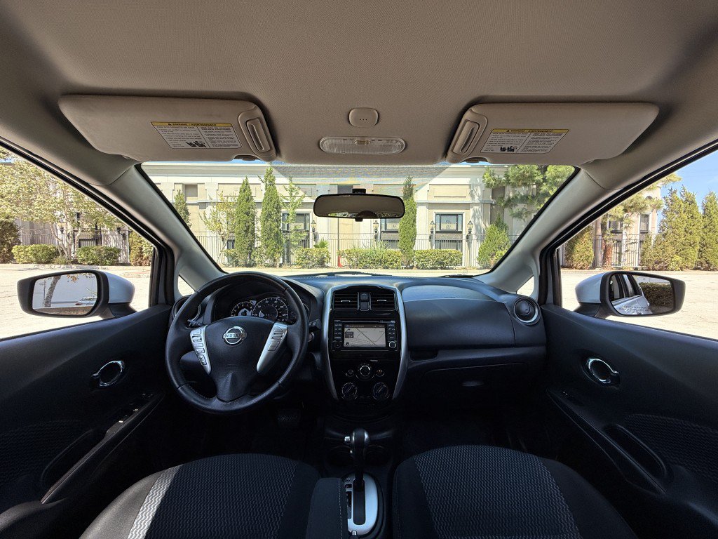 Used 2015 Nissan Versa Note FWD image 16