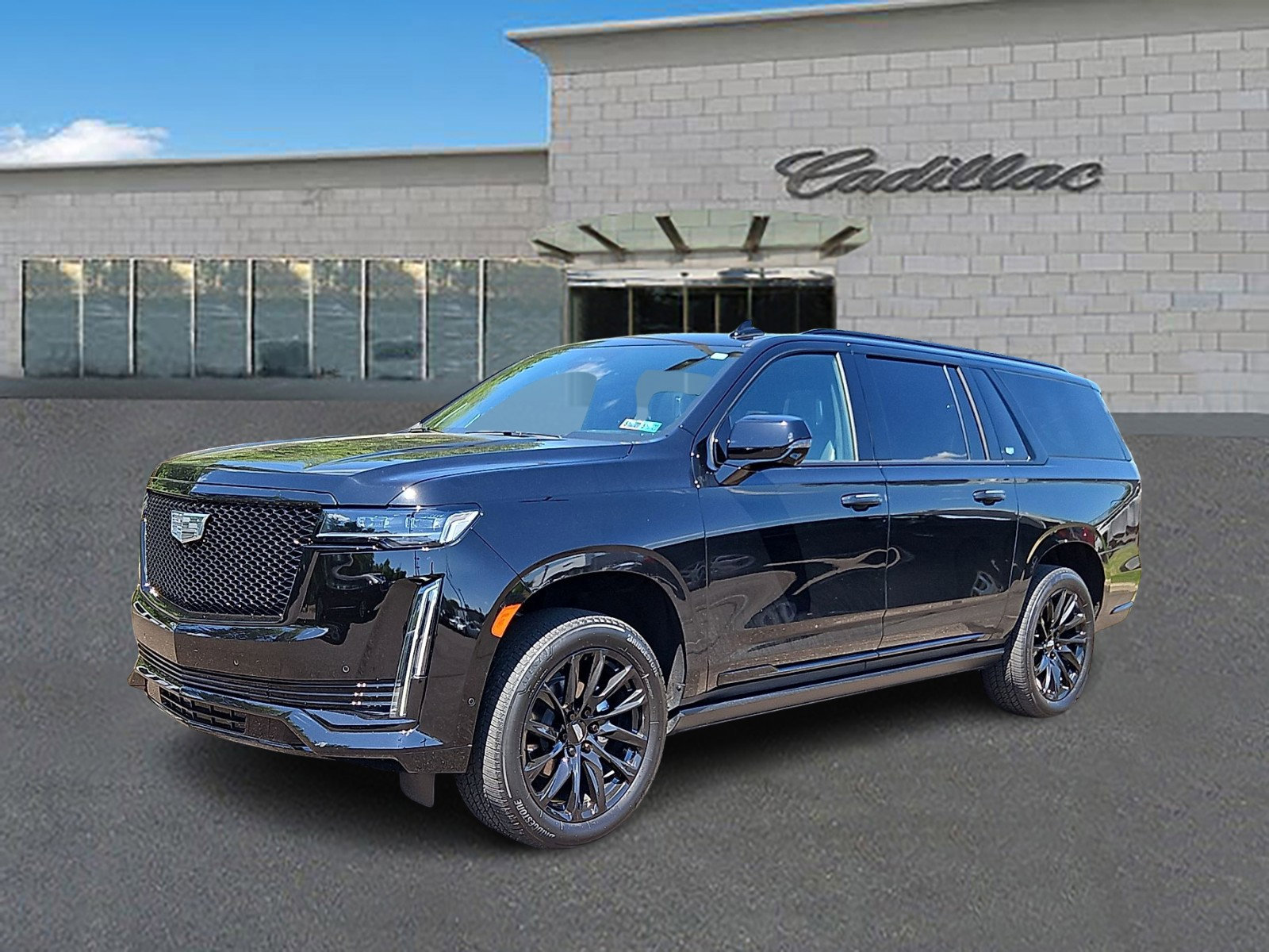 Used 2024 Cadillac Escalade ESV Sport Platinum w/ LPO, ONYX Package AWD/4WD image 1