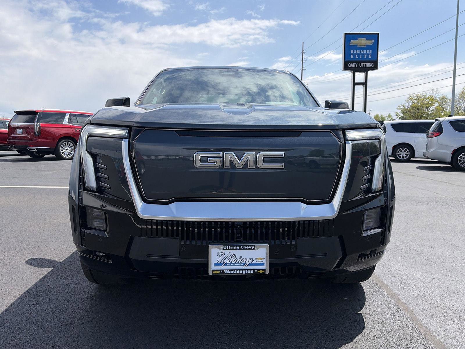 Used 2025 GMC Sierra EV Denali AWD/4WD image 15
