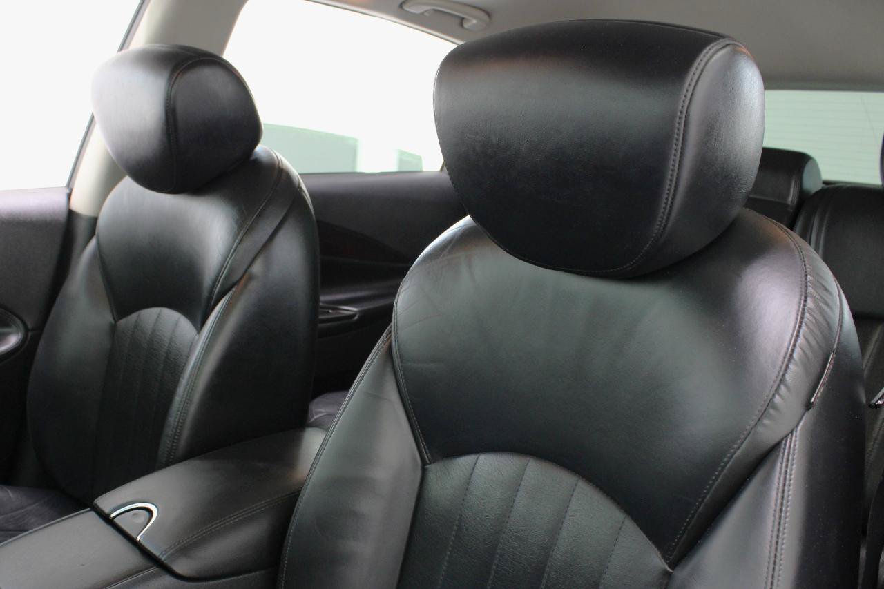 Used 2016 INFINITI QX50 AWD w/ Premium Plus Package image 32