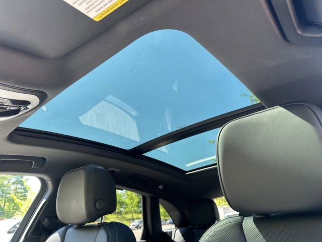 Used 2020 Porsche Macan AWD/4WD image 18