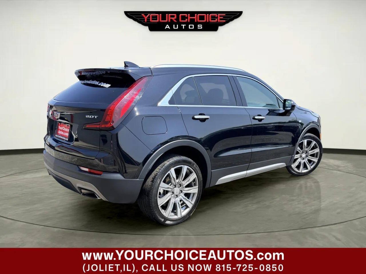 Used 2019 Cadillac XT4 Premium Luxury FWD image 8