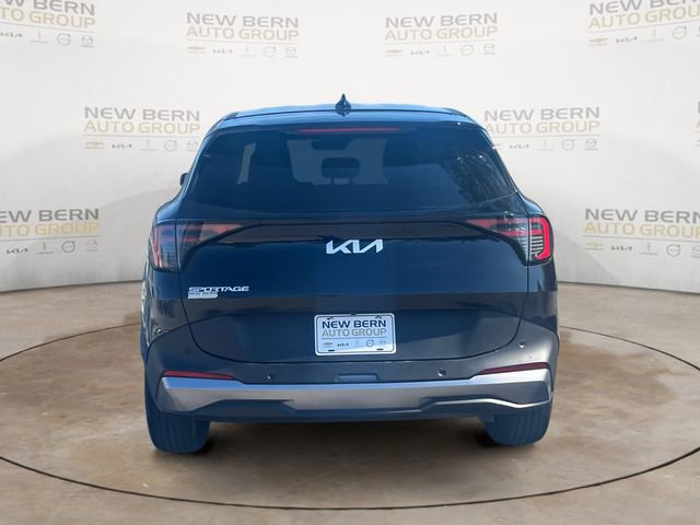 Used 2026 Kia Sportage LX image 4