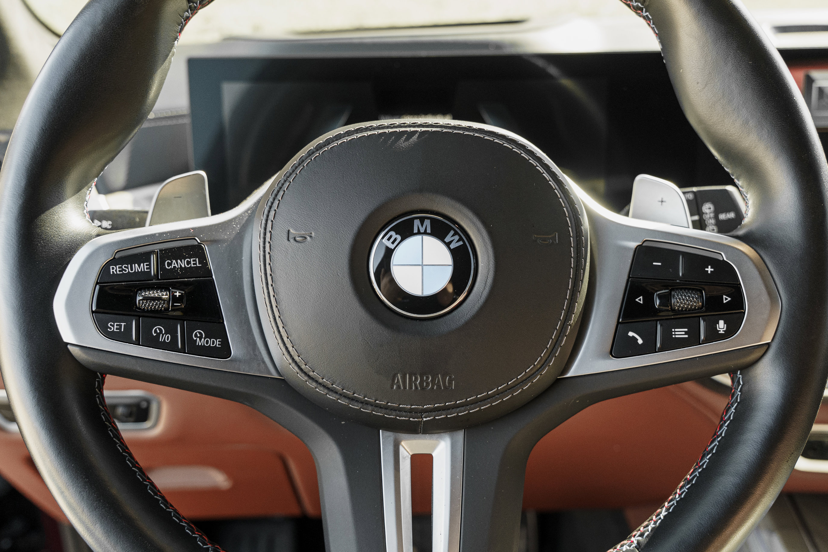 Used 2023 BMW X7 M60i w/ Executive Package image 15