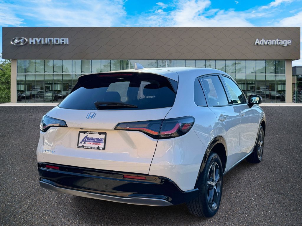 Used 2023 Honda HR-V EX-L image 7