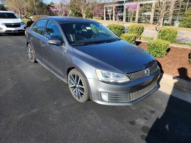 Used 2014 Volkswagen Jetta GLI image 3