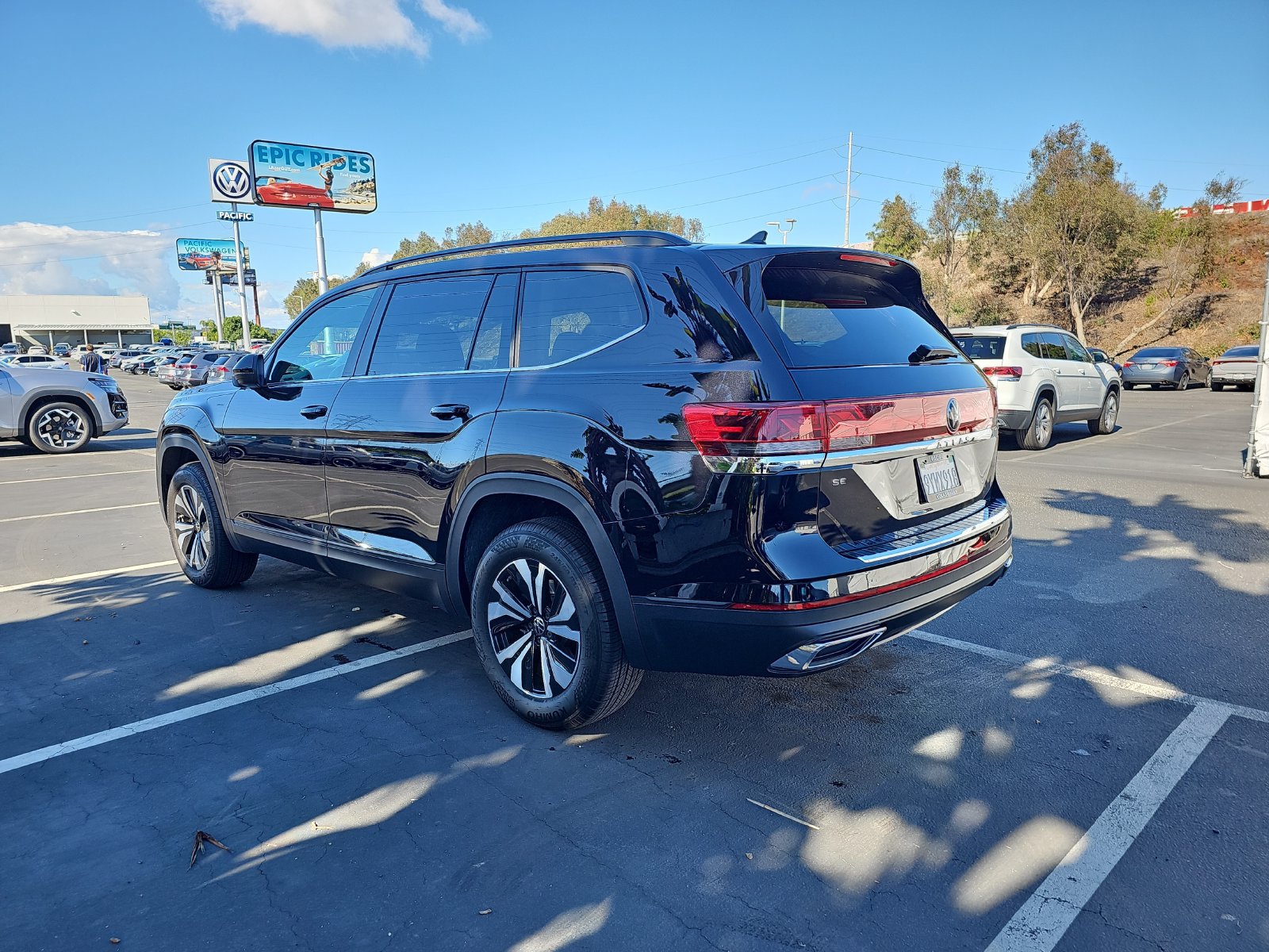 Used 2026 Volkswagen Atlas SE FWD image 7