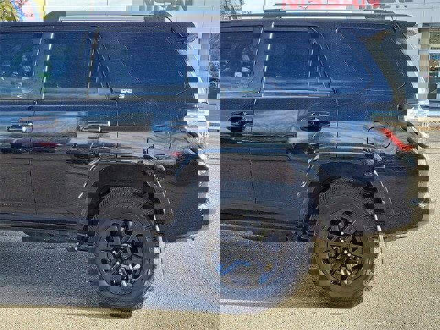 Used 2021 Toyota 4Runner SR5 Premium image 6