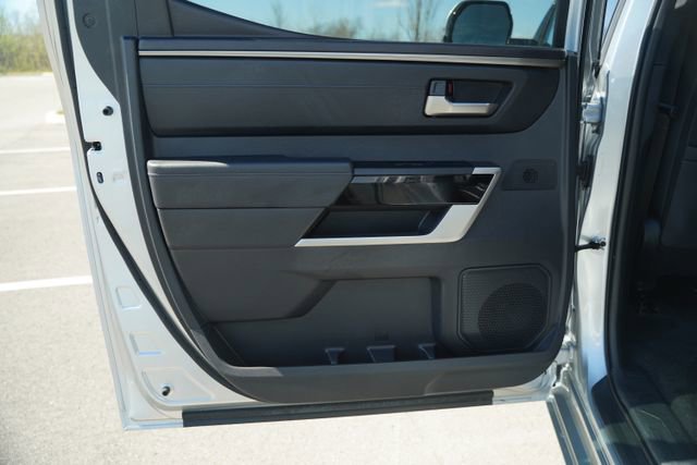Used 2025 Toyota Tundra Limited image 16