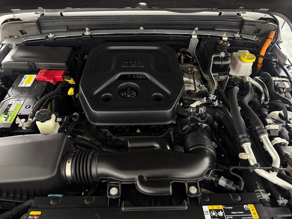 Used 2023 Jeep Wrangler Unlimited AWD/4WD image 26