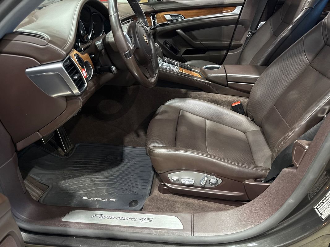 Used 2013 Porsche Panamera 4S image 77