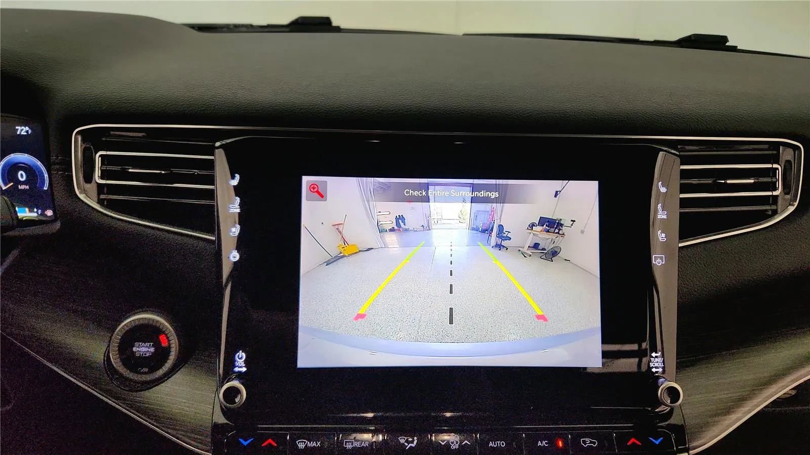 Used 2024 Jeep Wagoneer L Series II w/ Flexible Seating Group image 27