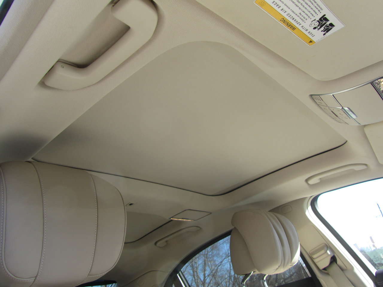 Used 2015 Mercedes-Benz S 550 Sedan image 24