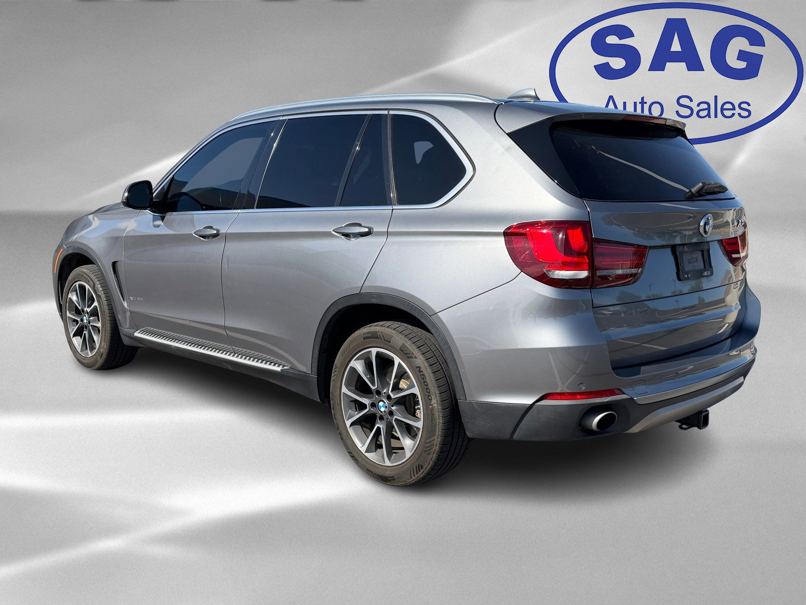 Used 2015 BMW X5 xDrive35i image 4