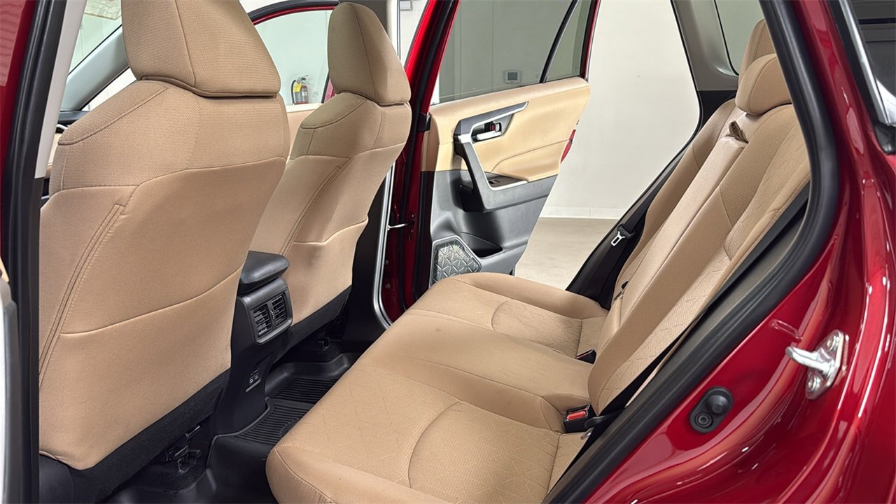 Certified 2025 Toyota RAV4 XLE image 15
