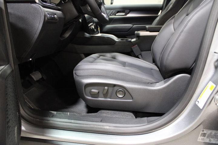 New 2026 GMC Terrain Elevation FWD image 19