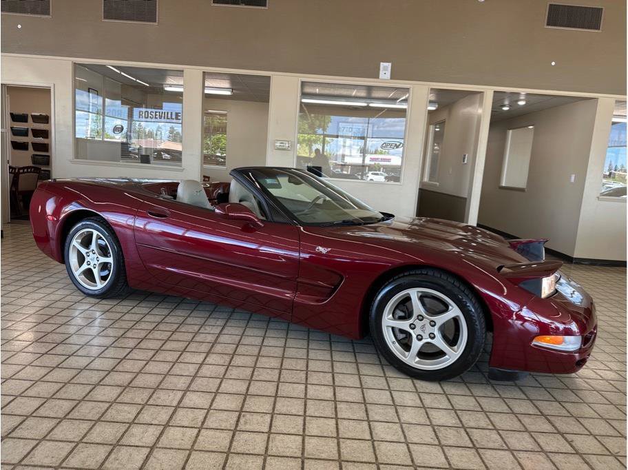 Used 2003 Chevrolet Corvette Coupe w/ Preferred Equipment Group1 RWD image 32