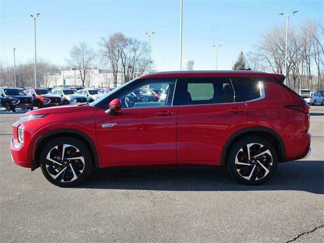 Used 2025 Mitsubishi Outlander SEL image 4
