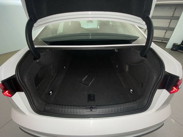 Used 2024 Audi A6 Premium Plus image 24