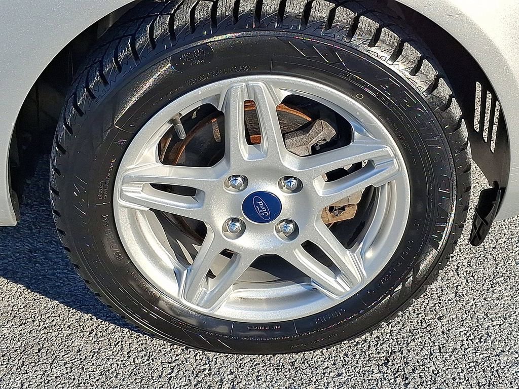 Used 2017 Ford Fiesta SE image 10