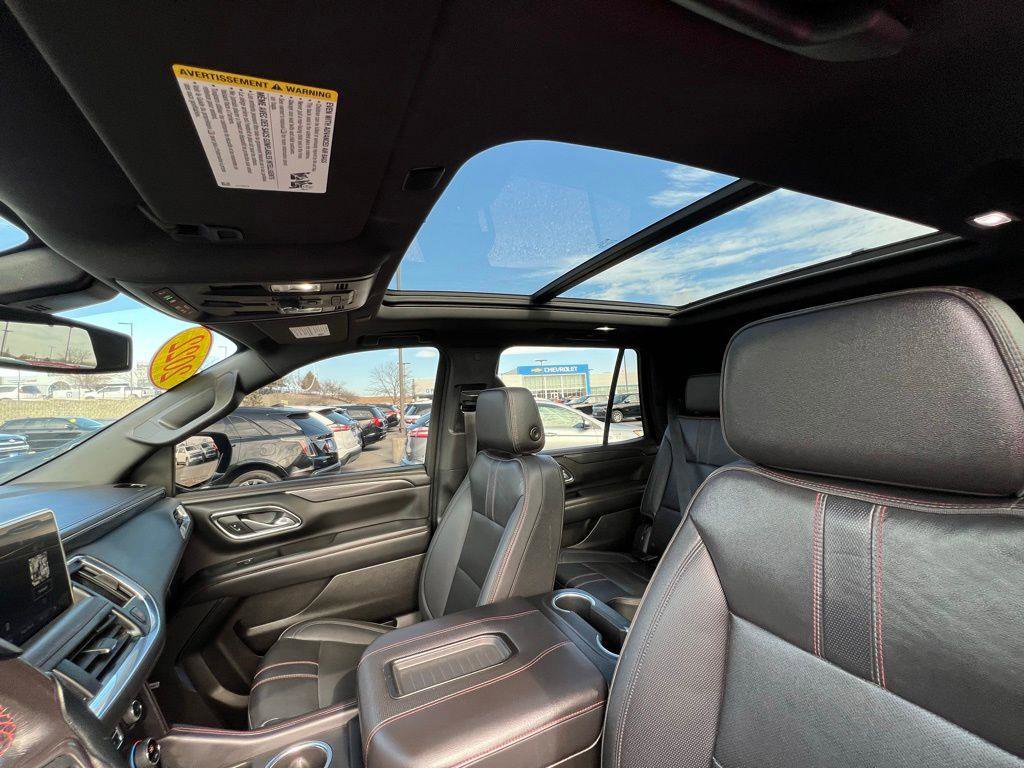 Used 2022 Chevrolet Tahoe RST w/ Luxury Package image 18