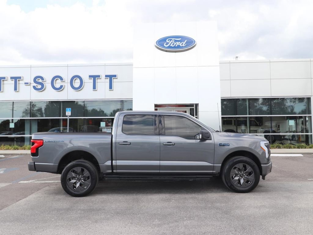Used 2024 Ford F150 Lightning Flash AWD/4WD image 17