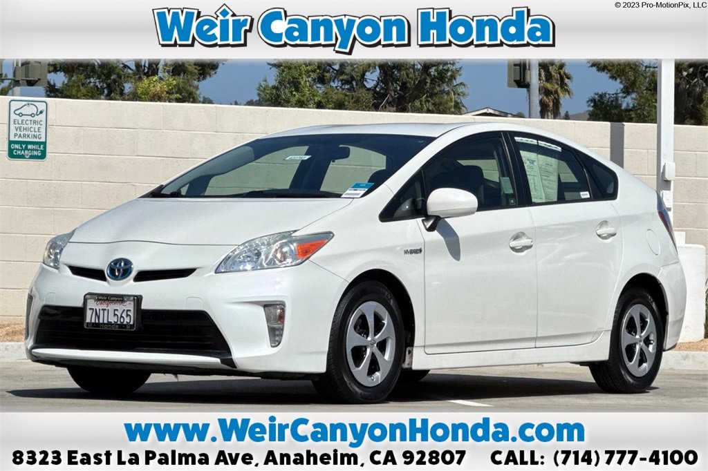 Used 2015 Toyota Prius Two