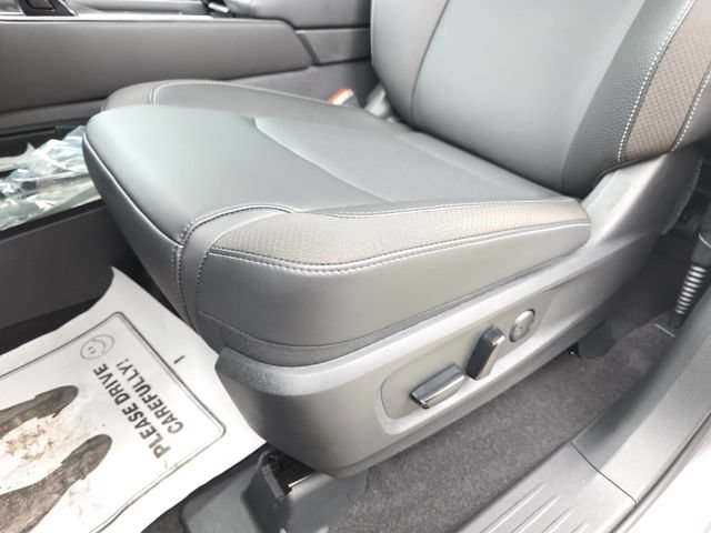 New 2026 Nissan Pathfinder SL FWD image 34