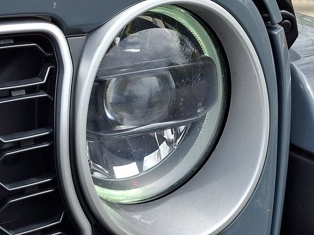Used 2025 Jeep Wrangler Unlimited Sahara image 9