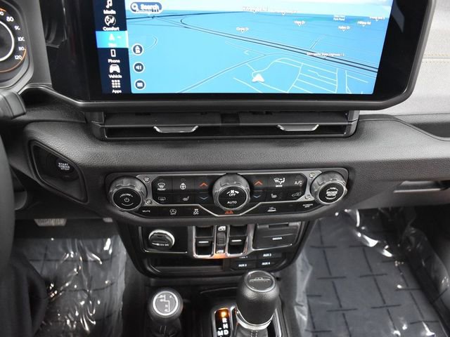 Used 2024 Jeep Gladiator Sport image 12