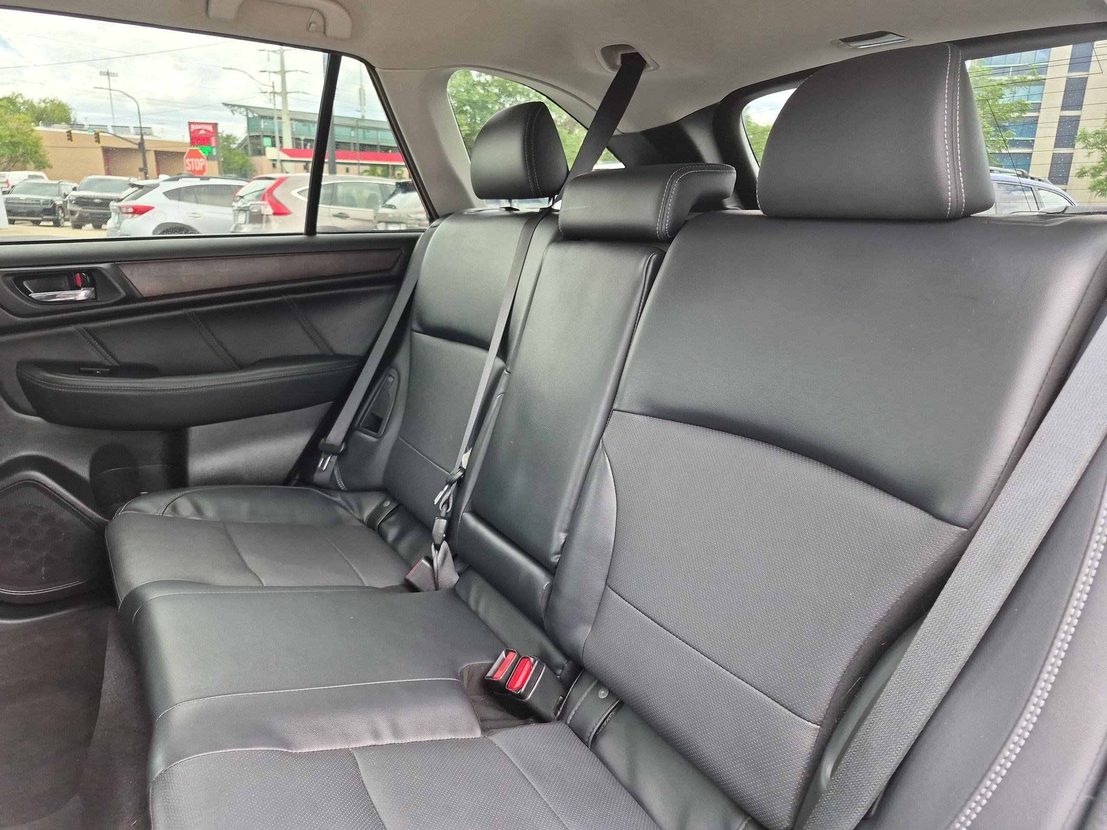 Used 2019 Subaru Outback 2.5i Limited AWD/4WD image 28