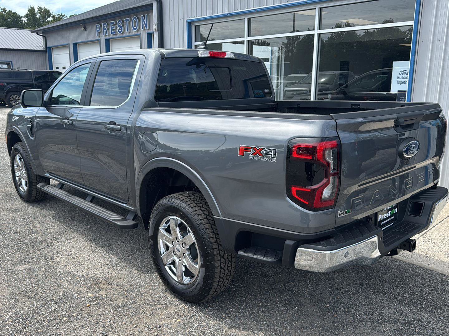 New 2025 Ford Ranger Lariat image 3