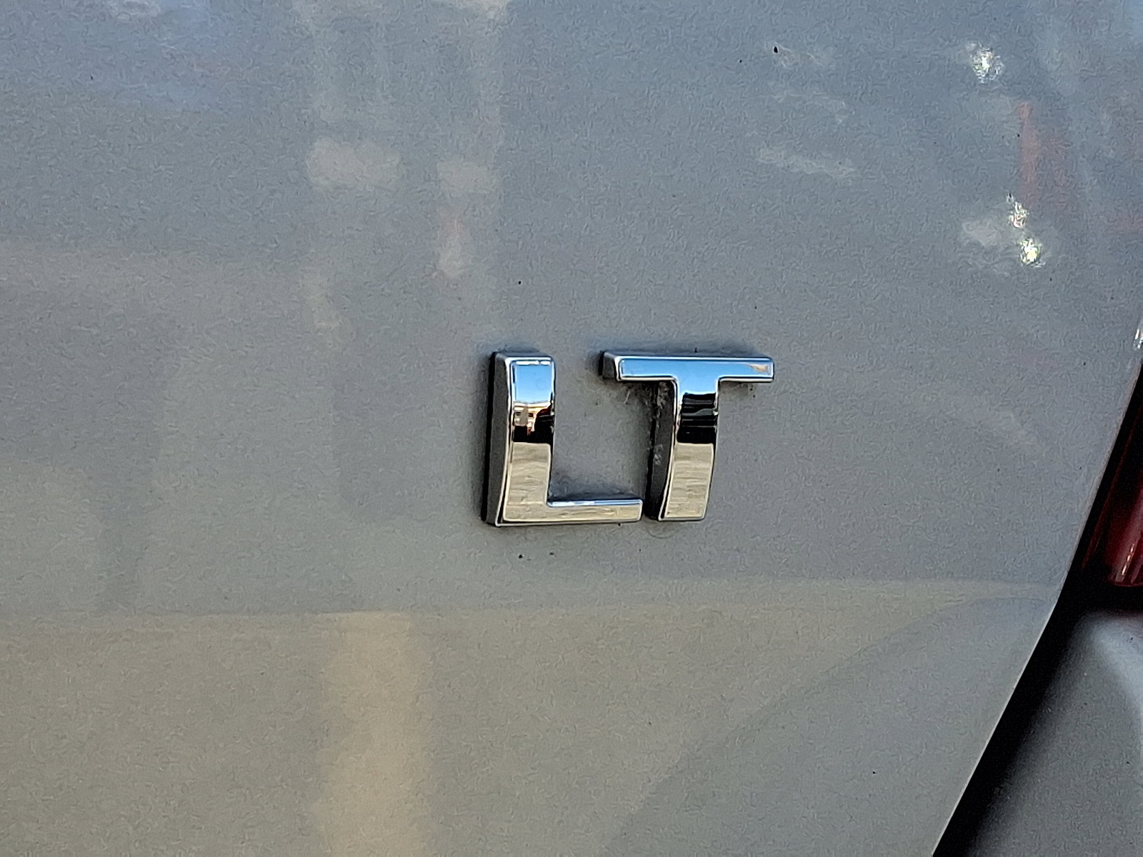 Used 2019 Chevrolet Trax LT w/ LT Convenience Package image 29