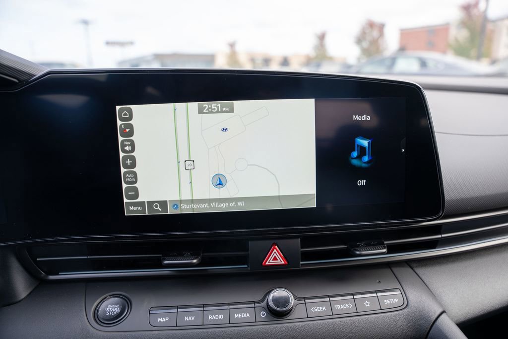 New 2025 Hyundai Elantra SEL image 28