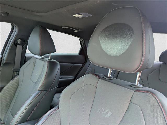 Used 2023 Hyundai Elantra N Line image 5