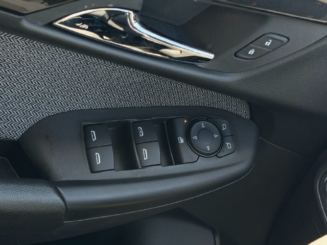 Used 2026 Chevrolet TrailBlazer LT FWD image 14