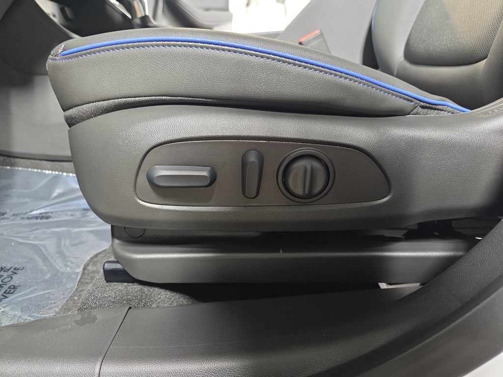 New 2026 Buick Encore GX Sport Touring w/ Comfort Package AWD/4WD image 28