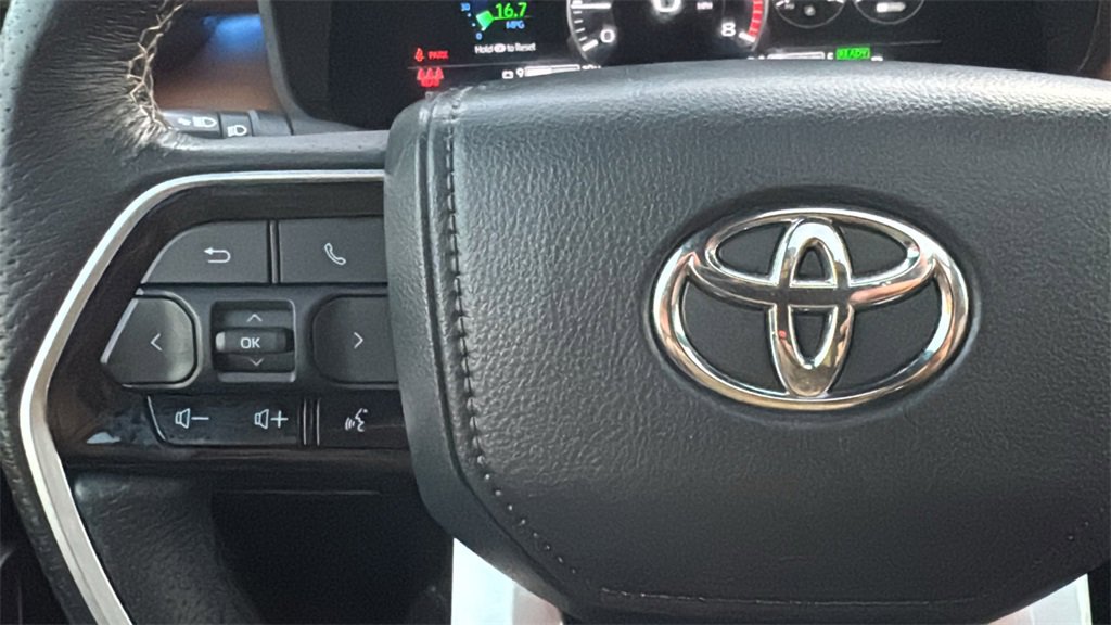 Used 2023 Toyota Tundra 1794 Edition image 31