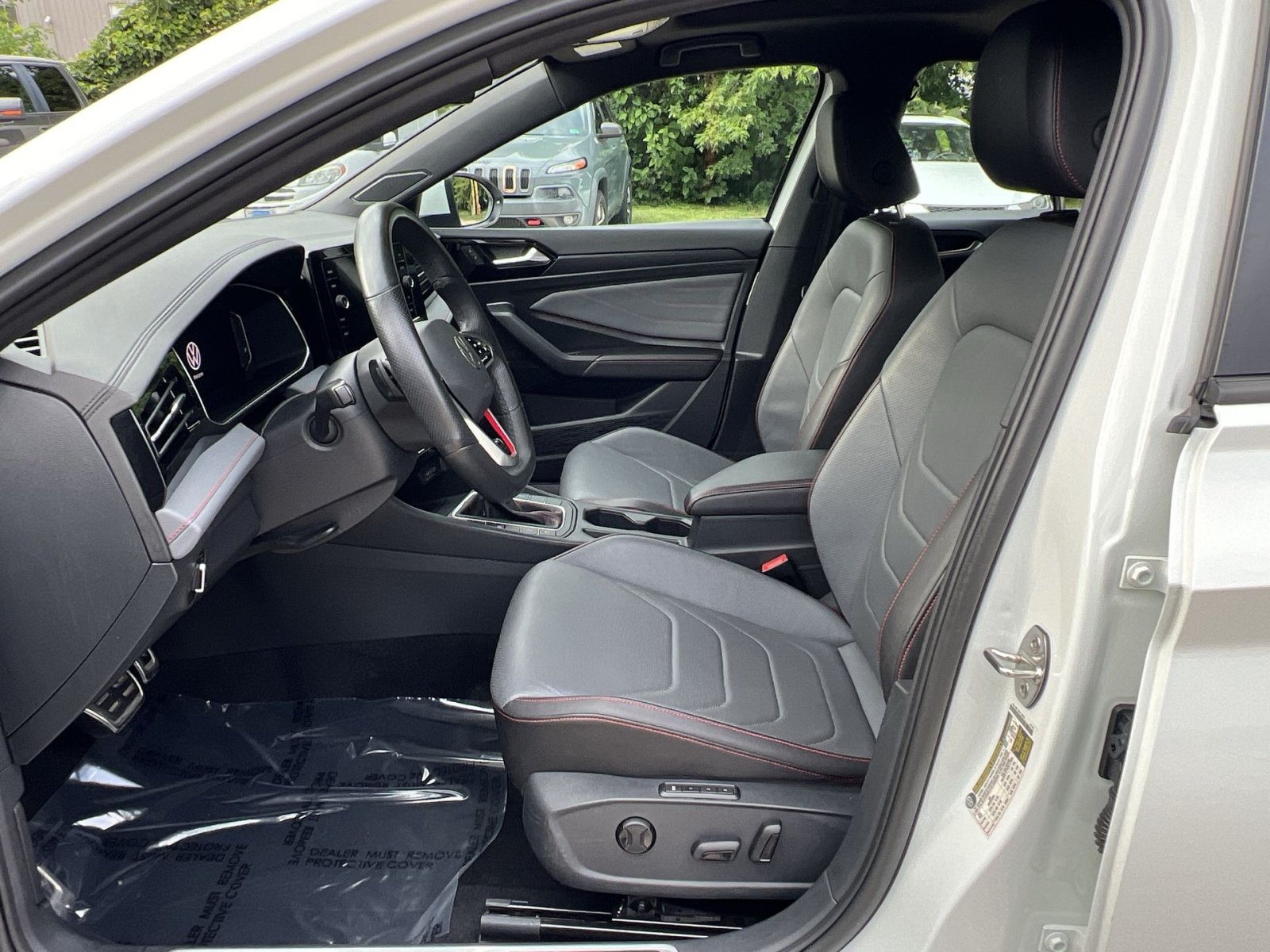 Used 2025 Volkswagen Jetta GLI Autobahn FWD image 18