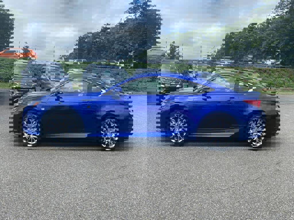 Used 2016 Lexus RC 300 AWD image 2