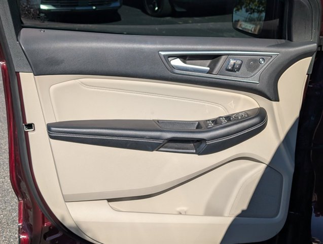 Used 2023 Ford Edge Titanium AWD/4WD image 13