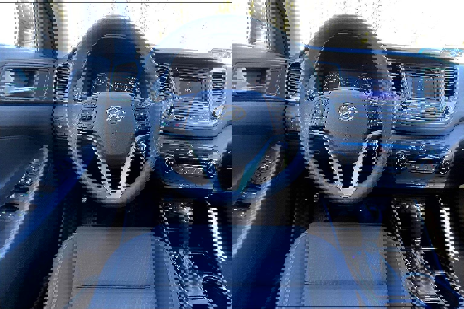 Used 2018 Hyundai Tucson SE image 5