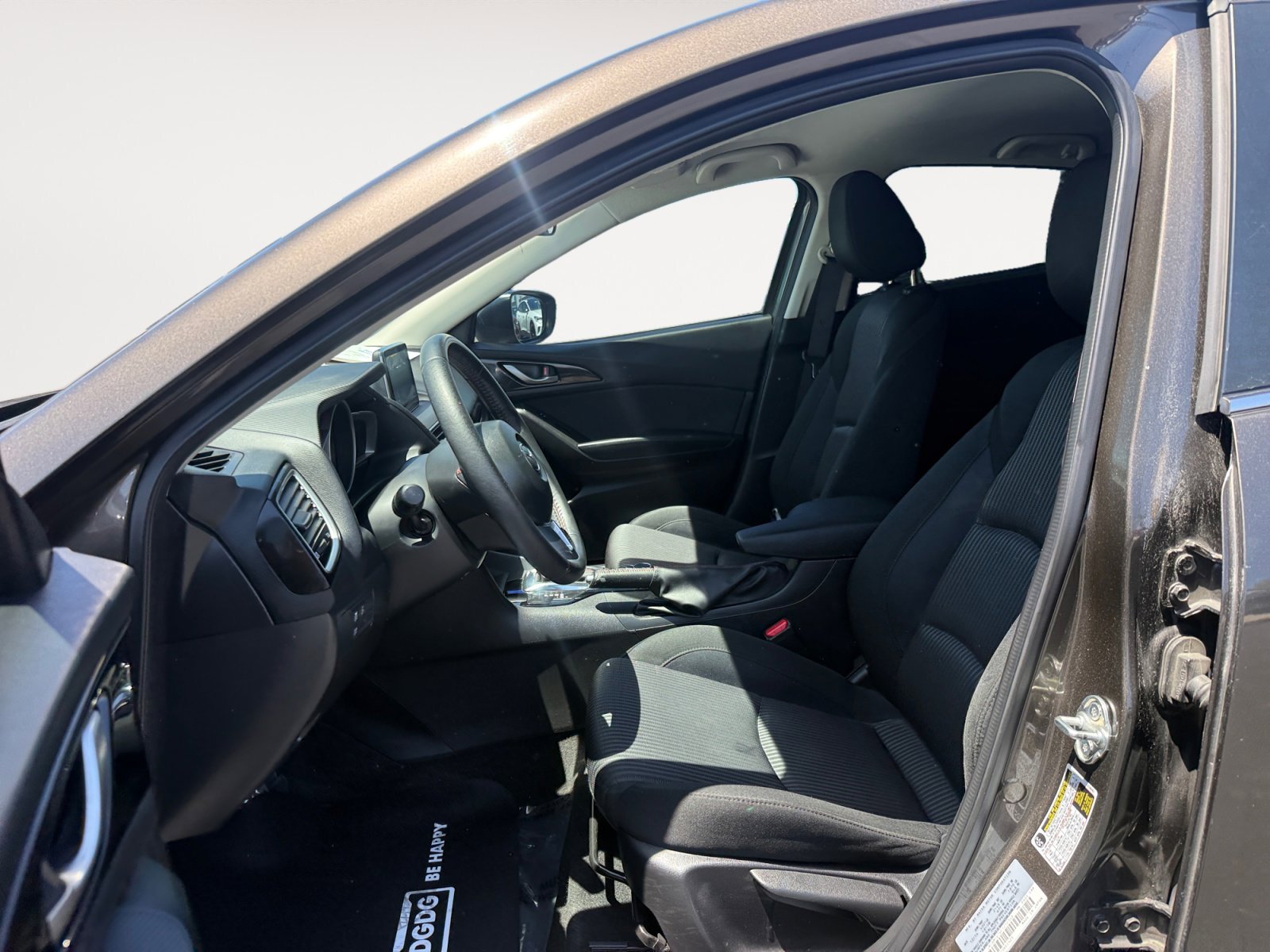Used 2015 MAZDA MAZDA3 i Touring FWD image 10