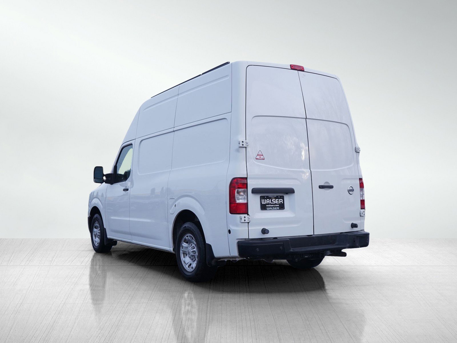 Used 2021 Nissan NV 2500 SV w/ Navigation Package image 5