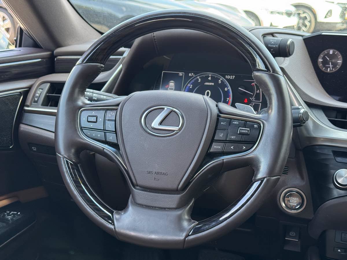 Used 2021 Lexus ES 350 w/ Accessory Package FWD image 23